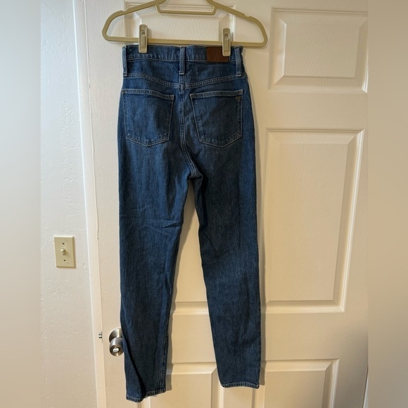 Madewell dark wash high waisted mom jeans - Picture 2 of 3